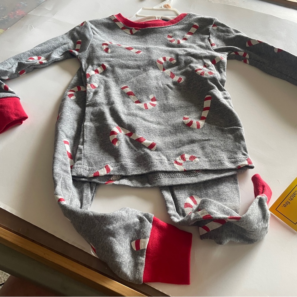 Carters NWT Gray and Red Candy Cane Kids Pajamas